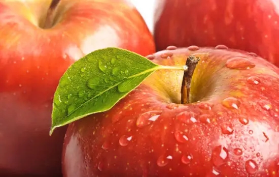 长期吃苹果的人，竟然会变成这样！